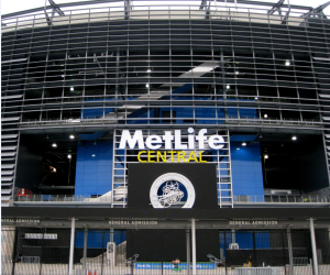 Meadowlands Met Life Stadium Central entrance